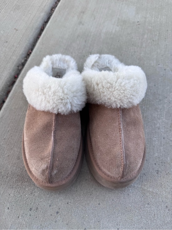 UGG Shoes - UGG Australia Women's Disquette Platform Suede Slippers Chestnut Sz Approx 6/6.5